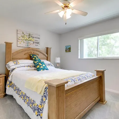 Spring Hill Home - Pool, Grill And Golf Course Views